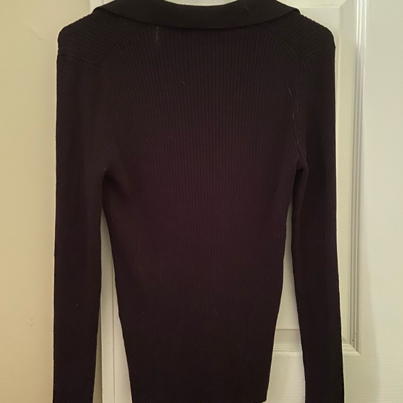 J McLaughlin collared sweater size xs black with gold buttons - Picture 3 of 3